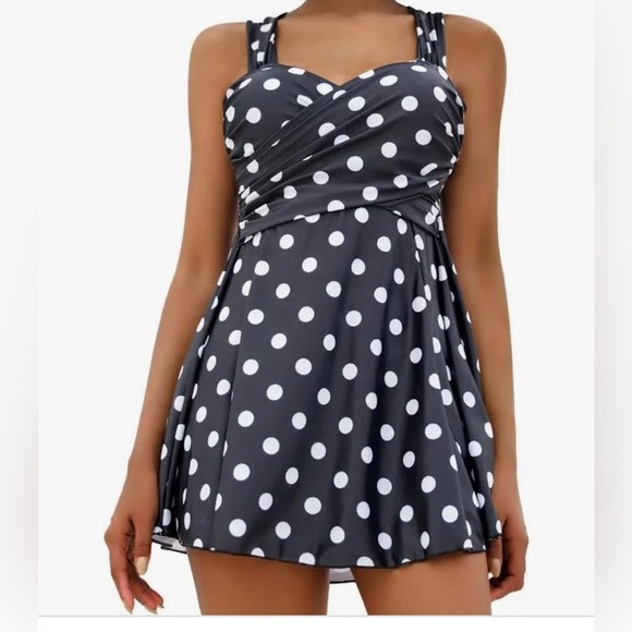 Cocopear Women’s Elegant Crossover One Piece Swim Dress L NWT - Picture 2 of 7